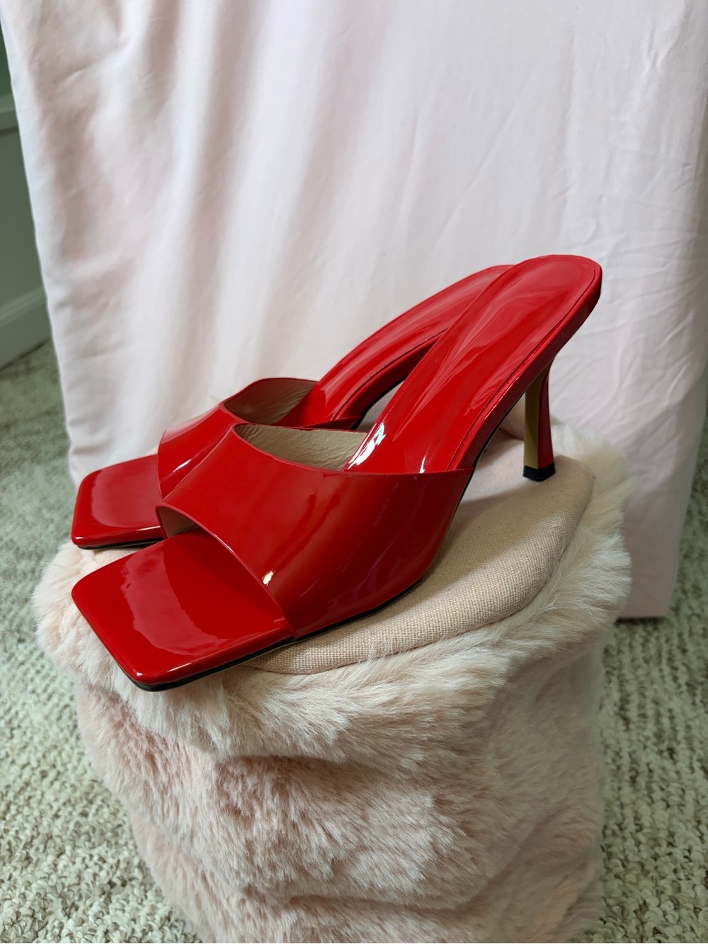NWOT Red Patent Square-Toe Slide Heels - Women size 42 - Picture 4 of 6